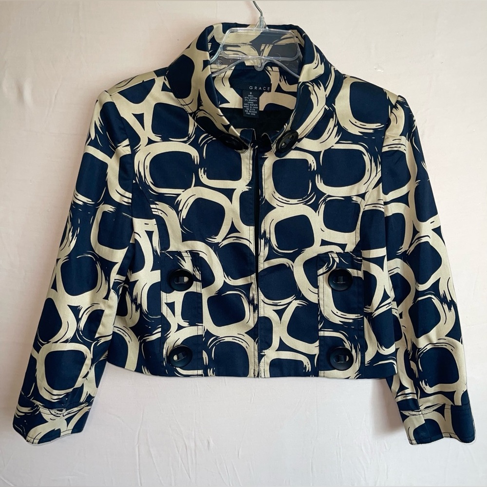 Short Blazer Size 8,  cream and dark blue colors.